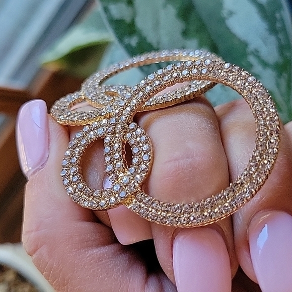 GORGEOUS LAYERED CRYSTAL HOOP EARRINGS, 925 posts - Picture 8 of 12